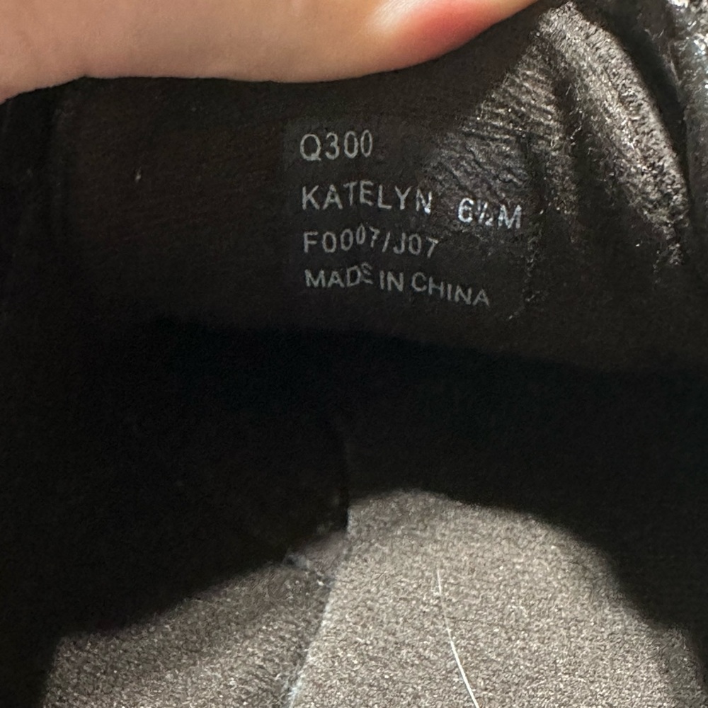 Brown COACH Katelyn sneakers size 6.5.